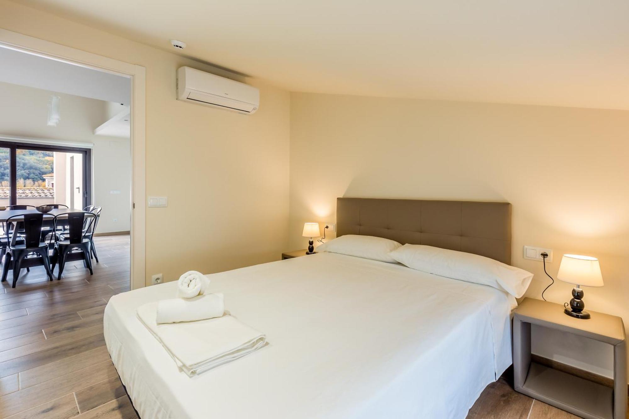 Can Cintet 3 Apartamento Con Terraza En Besalú Exteriör bild