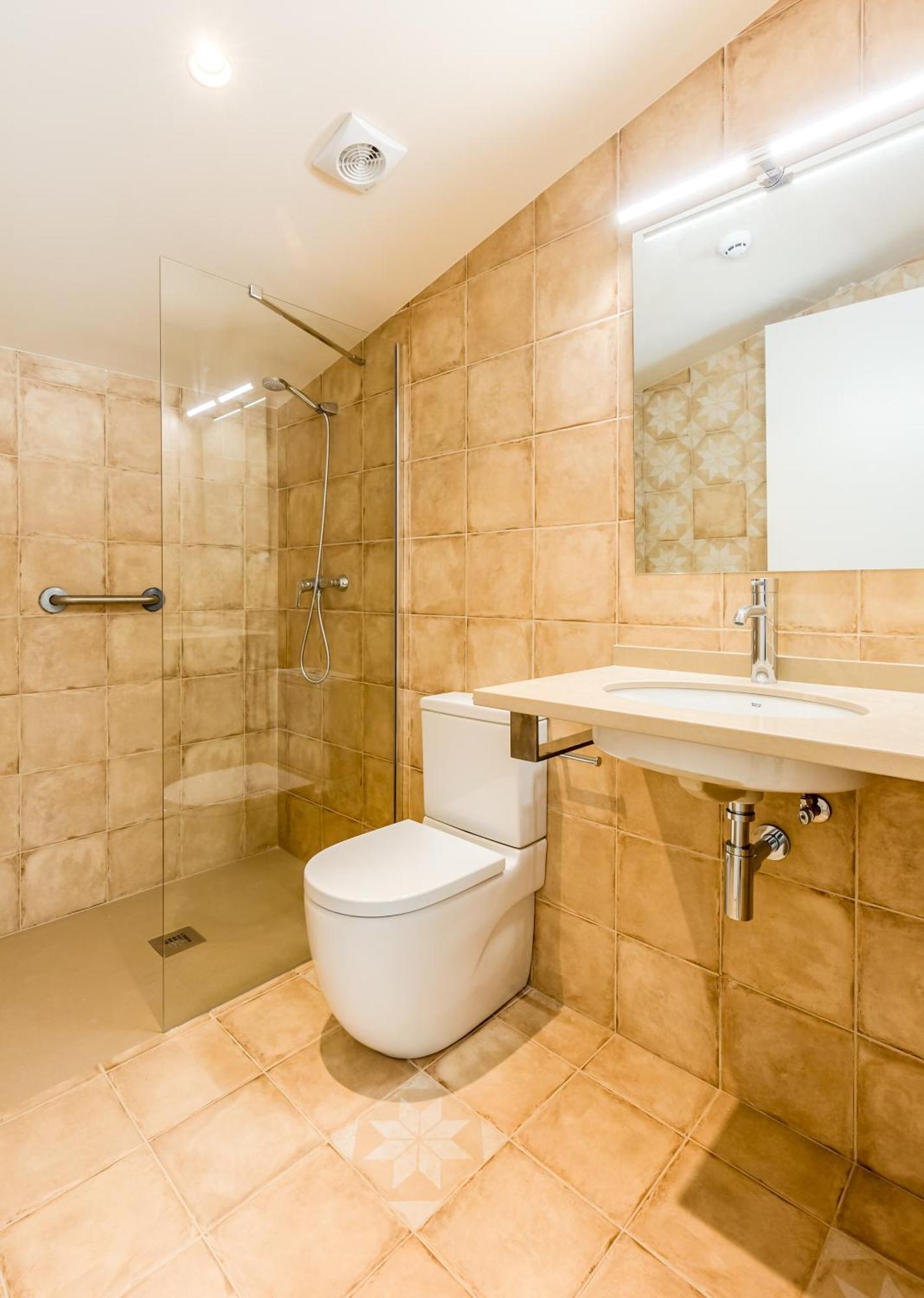 Can Cintet 3 Apartamento Con Terraza En Besalú Exteriör bild