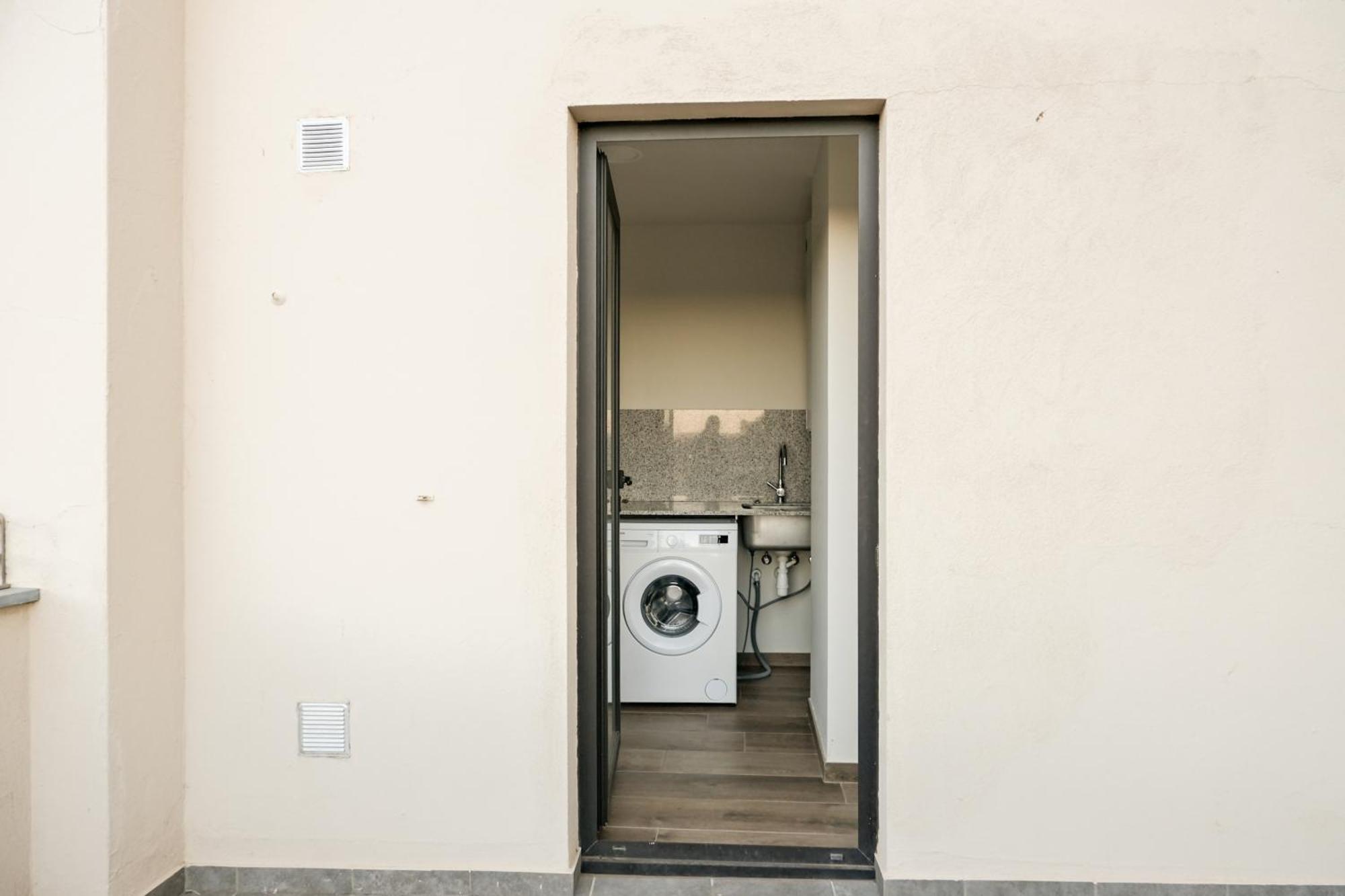 Can Cintet 3 Apartamento Con Terraza En Besalú Exteriör bild