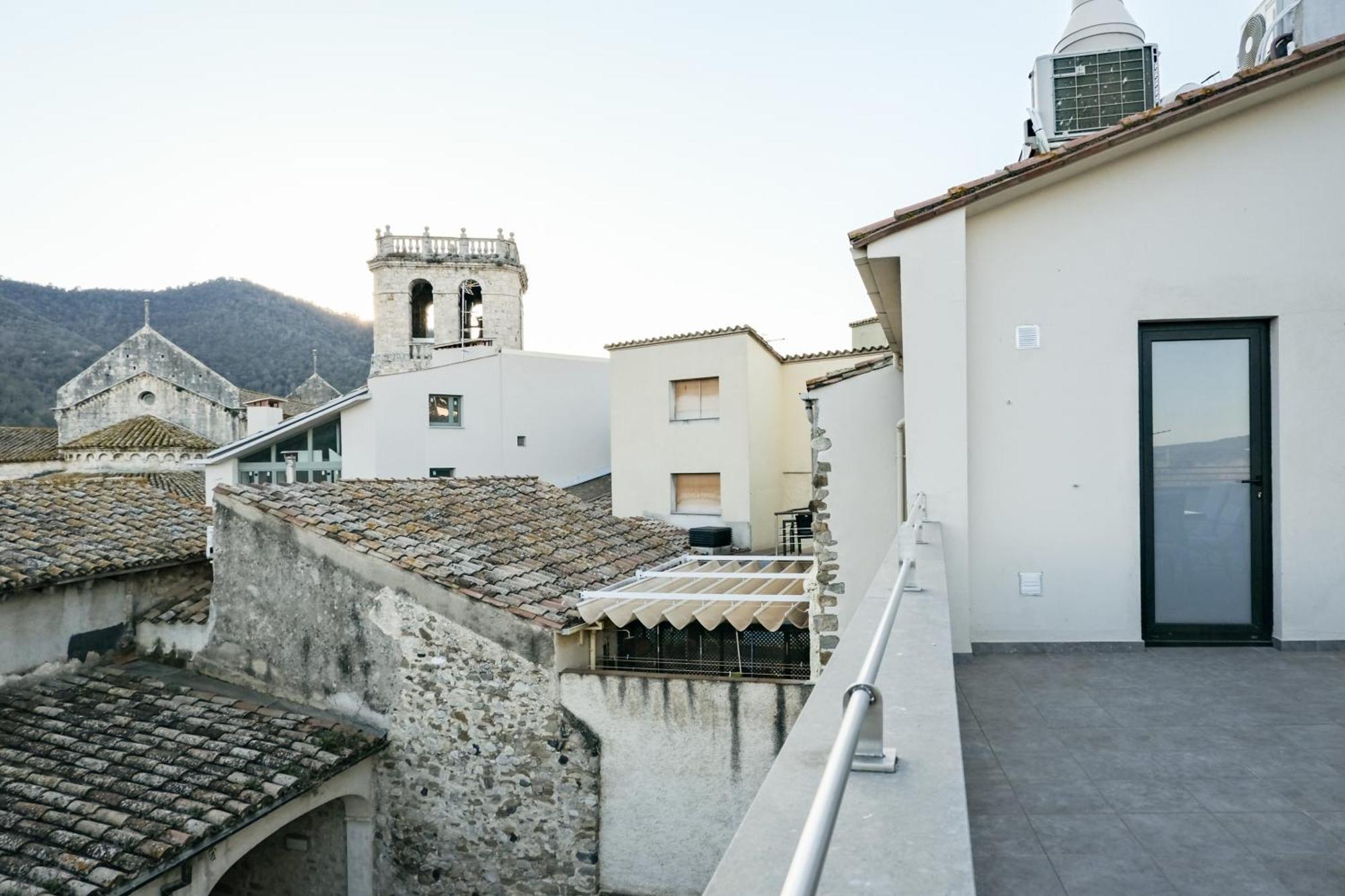 Can Cintet 3 Apartamento Con Terraza En Besalú Exteriör bild