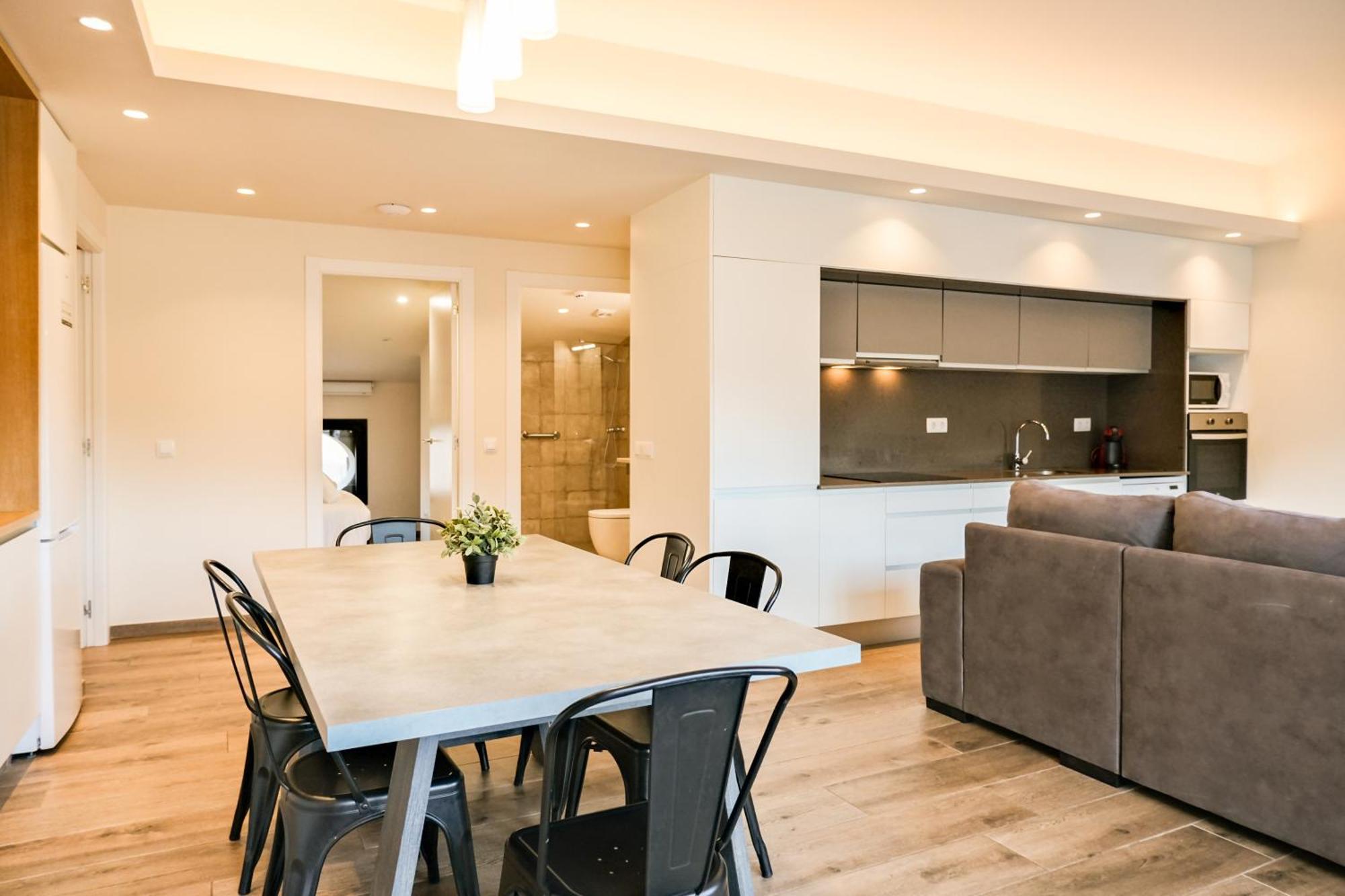 Can Cintet 3 Apartamento Con Terraza En Besalú Exteriör bild