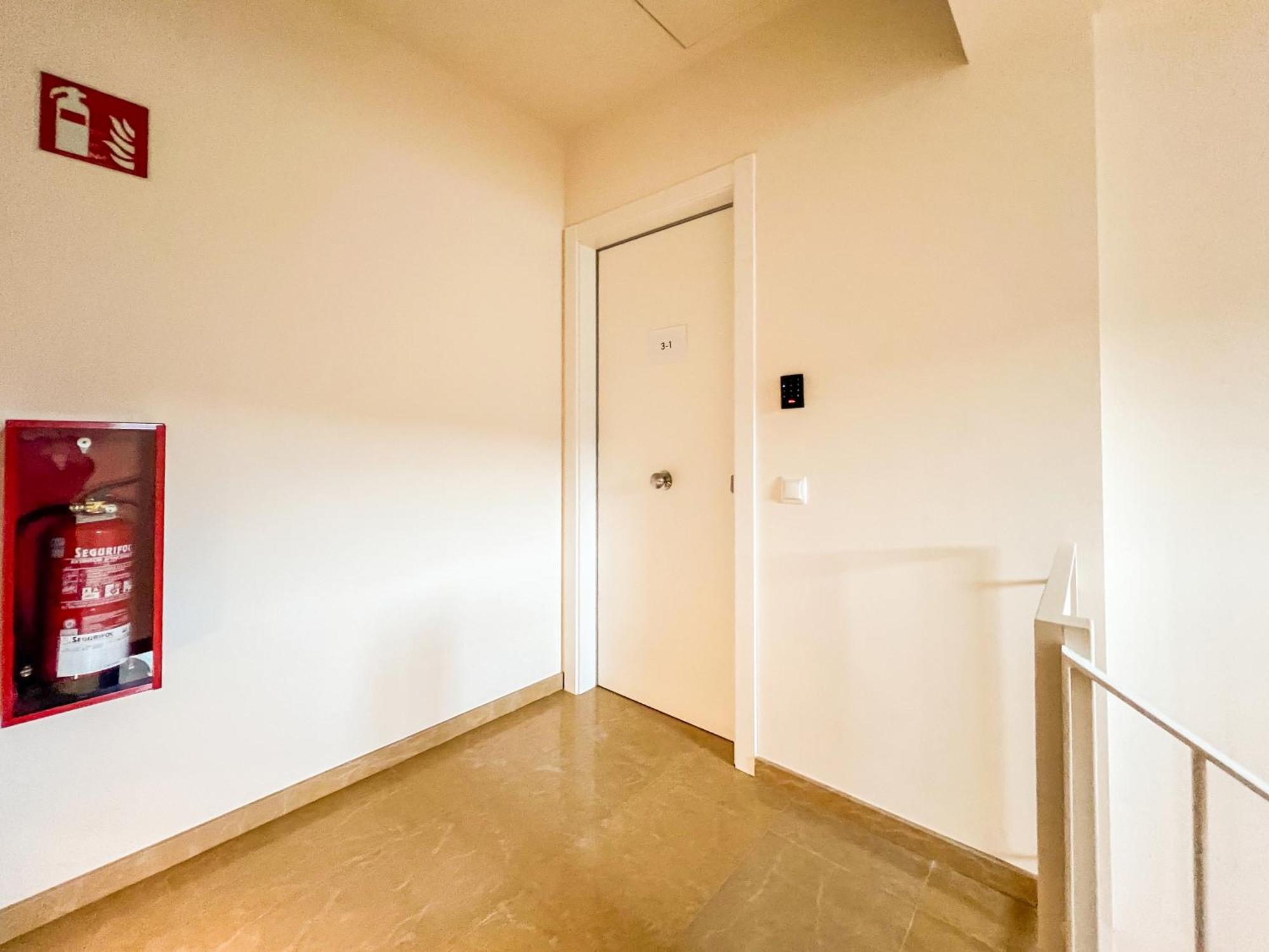 Can Cintet 3 Apartamento Con Terraza En Besalú Exteriör bild